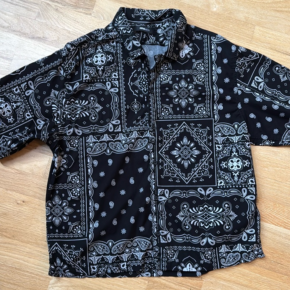 Men’s NEW 100% cotton black white bandana western button-down shirt Size M